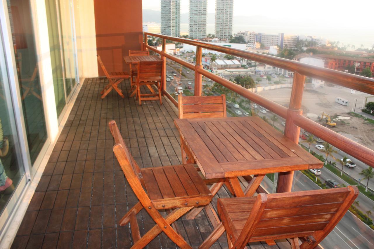 Ocean View Deck 12 Apartahotel Puerto Vallarta