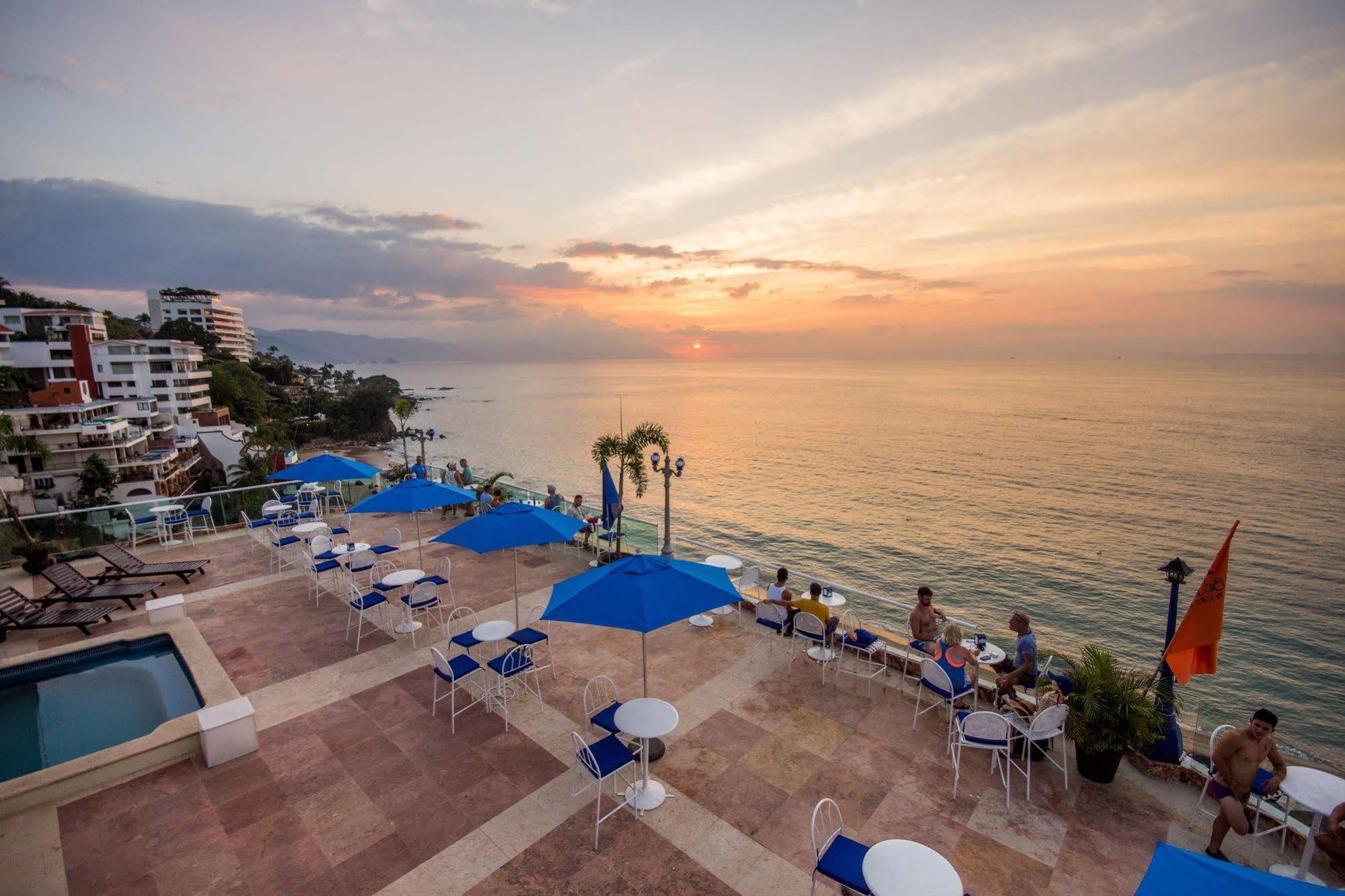 Blue Chairs Beachfront - Adults Only Puerto Vallarta