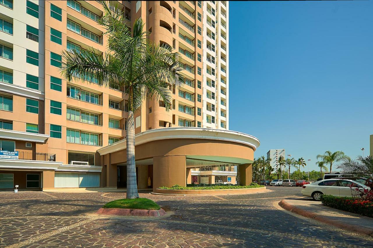 Luxury Ocean View One Bedroom Two Bathrooms Apartamento Puerto Vallarta