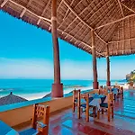 A Piece Of Heaven, Los Palmares 703