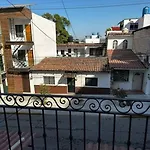 Beach Apartment, King Beds, Walk Everywhere!