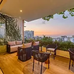 Maxwell Residences Romantic Zone