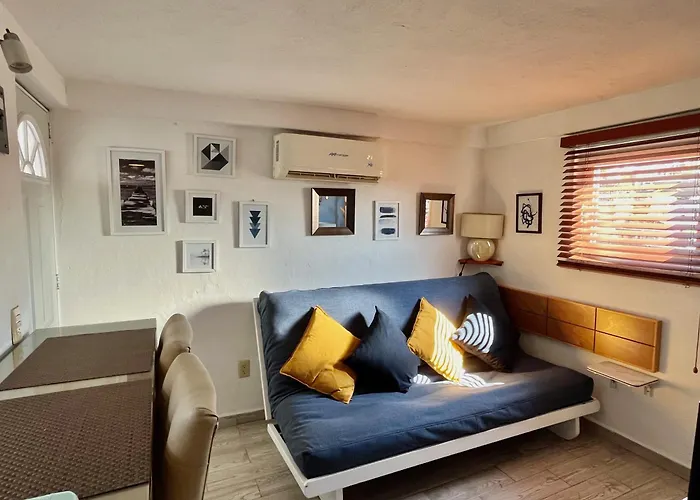Le Petit Bonheur - Charming Studio With Terrace
