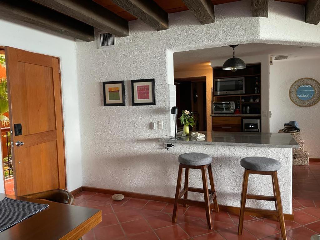Gran Departamento Frente Al Mar En Condominio Los Palmares