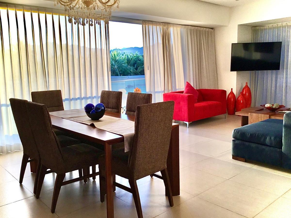 Departamentos Oceanfront Icon Vallarta * Puerto Vallarta