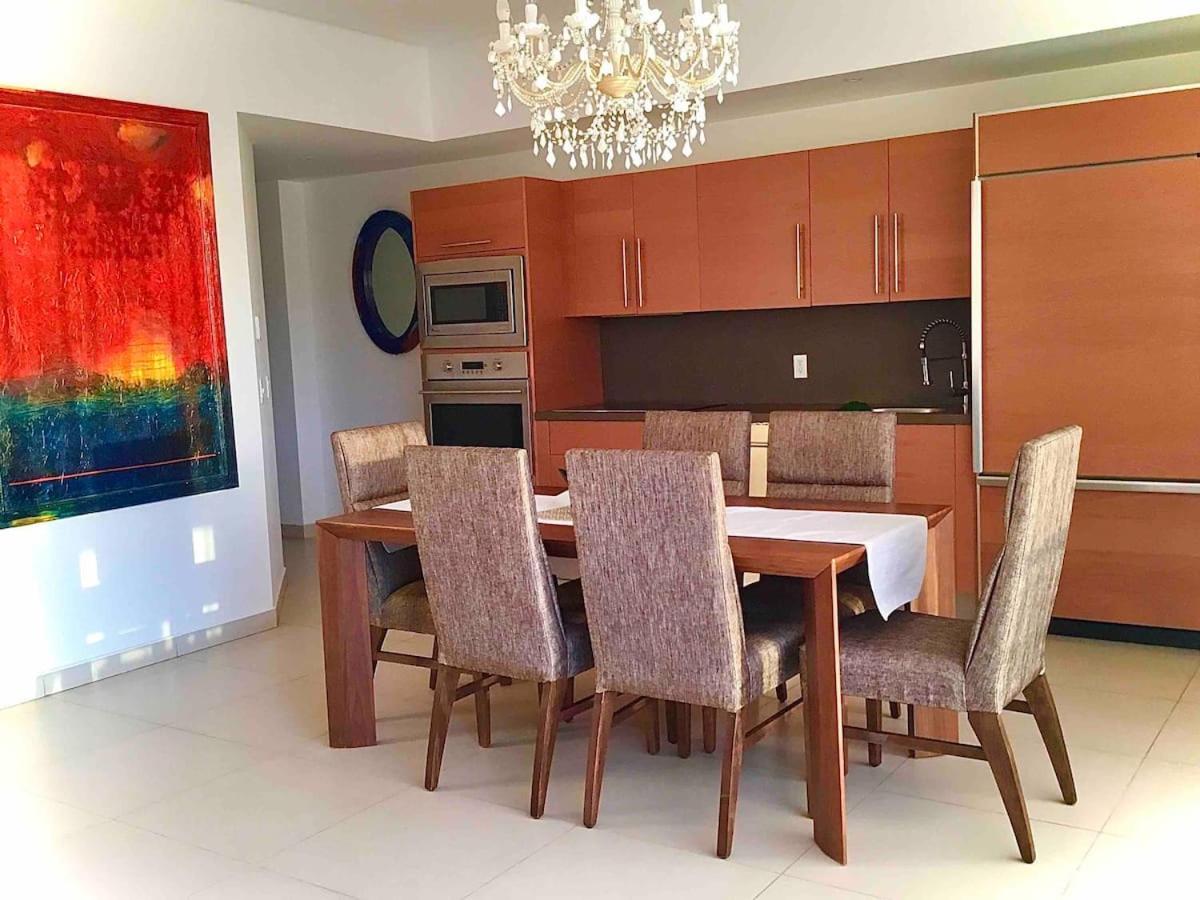 Departamentos Oceanfront Icon Vallarta Apartment *