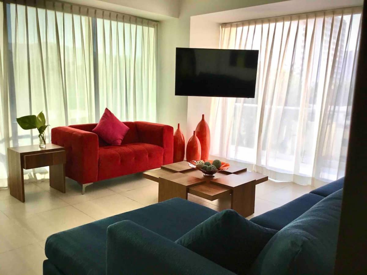 Departamentos Oceanfront Icon Vallarta Puerto Vallarta
