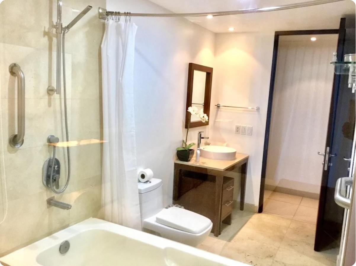 Apartment Departamentos Oceanfront Icon Vallarta *