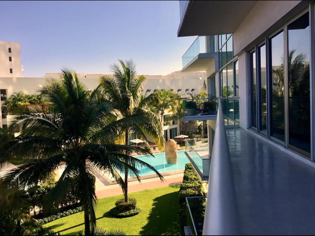 Departamentos Oceanfront Icon Vallarta * Puerto Vallarta