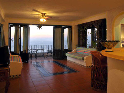 Mar Sereno & Hotel Puerto Vallarta