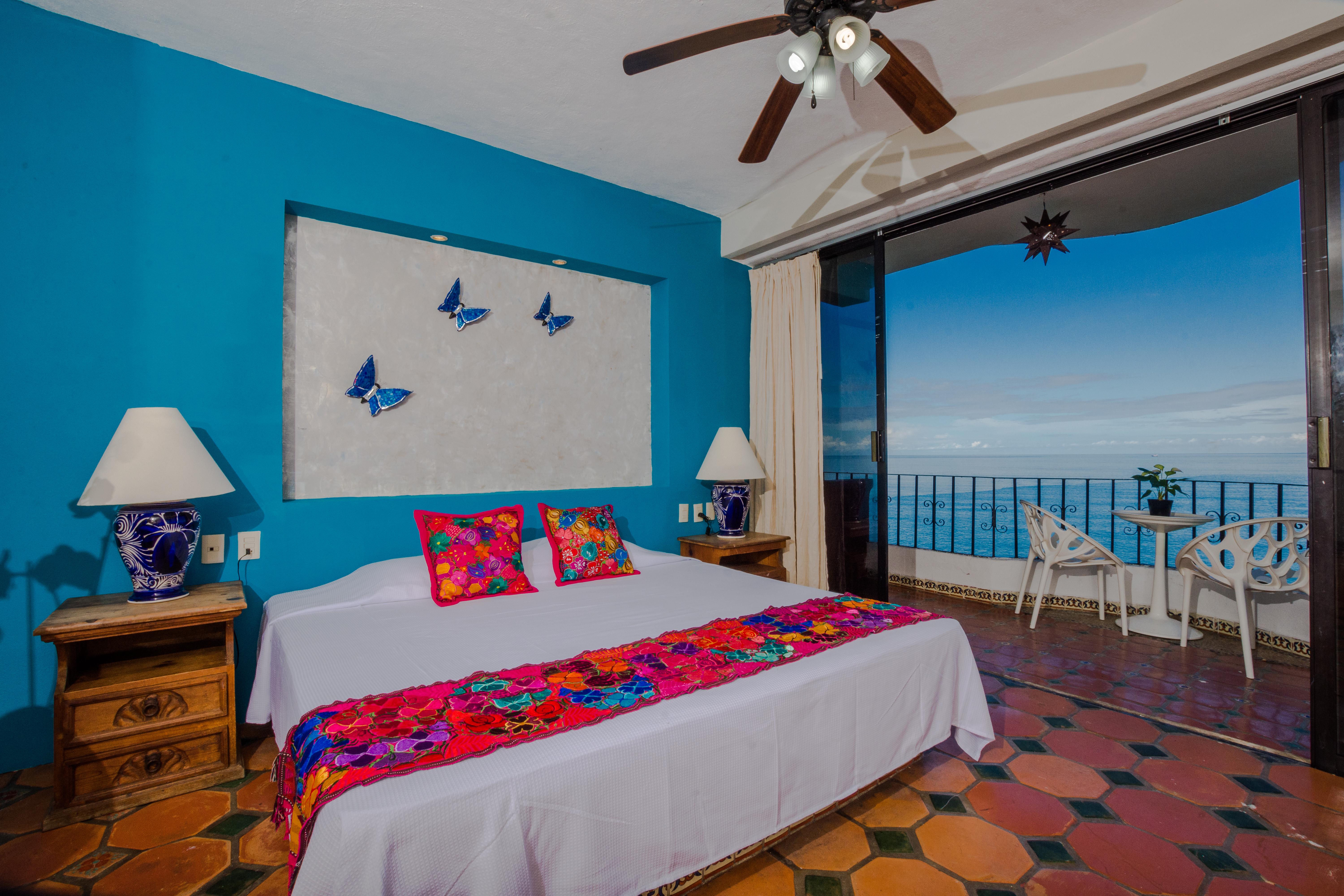 Mar Sereno & Hotel Puerto Vallarta