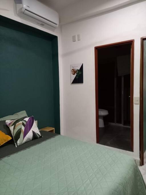 Apartment, King Beds, Walk Everywhere!