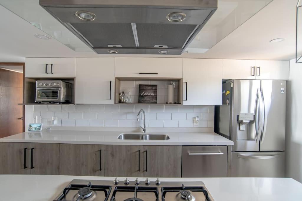 Apartment Harbor 9005 Beachfront 2bdr By Moikkarentals