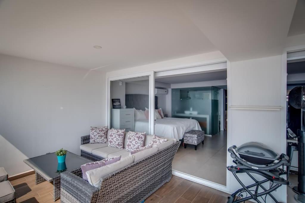 Apartment Harbor 9005 Beachfront 2bdr By Moikkarentals Puerto Vallarta