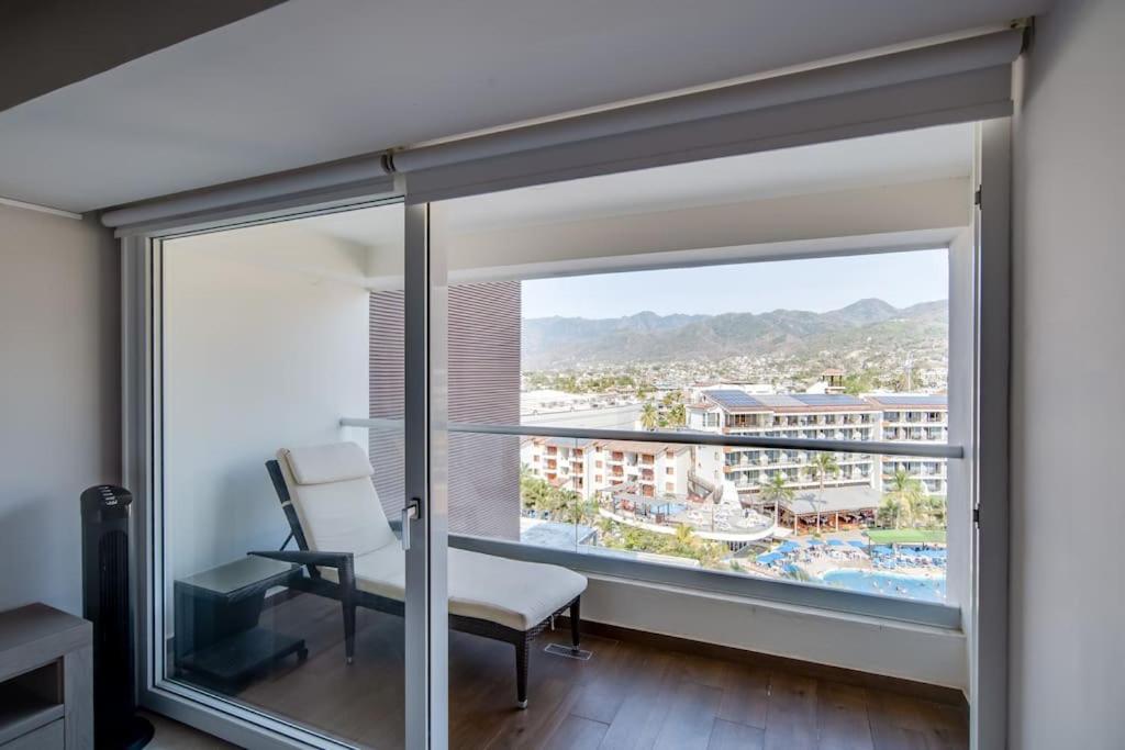 Apartment Harbor 9005 Beachfront 2bdr By Moikkarentals