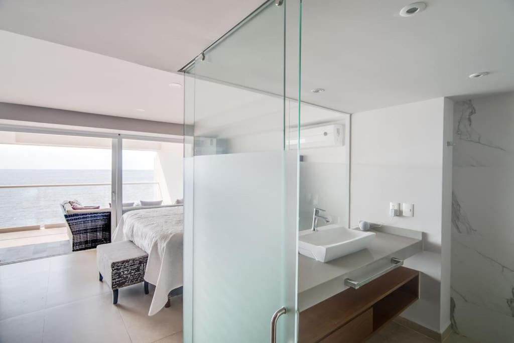 Harbor 9005 Beachfront 2bdr By Moikkarentals *