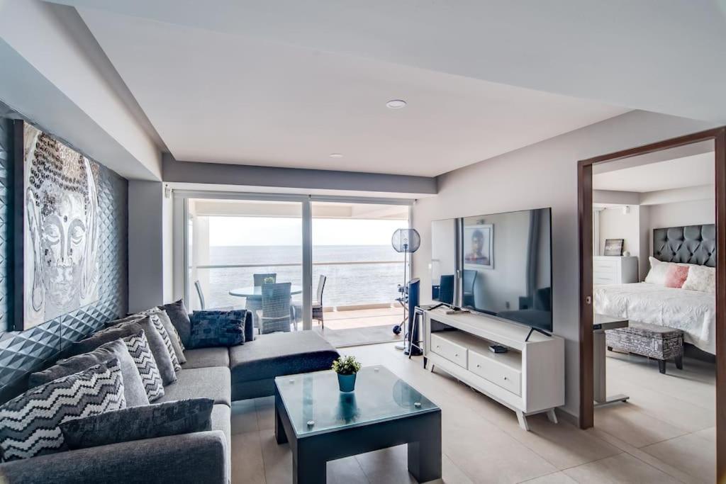 Harbor 9005 Beachfront 2bdr By Moikkarentals *