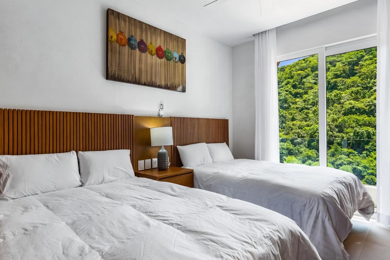 Xalli Arcos Ph 1002 Apartment