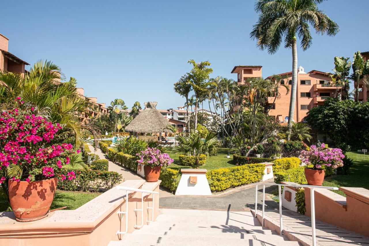 Resort Avenida Paseo De La Marina 249, Marina Vallarta, 48335, Jal *
