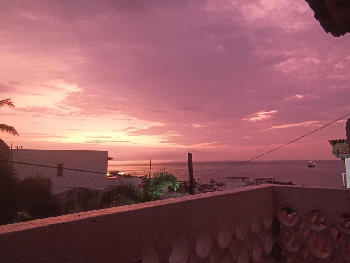 Con Vista Al Mar Por Malecon Guest house