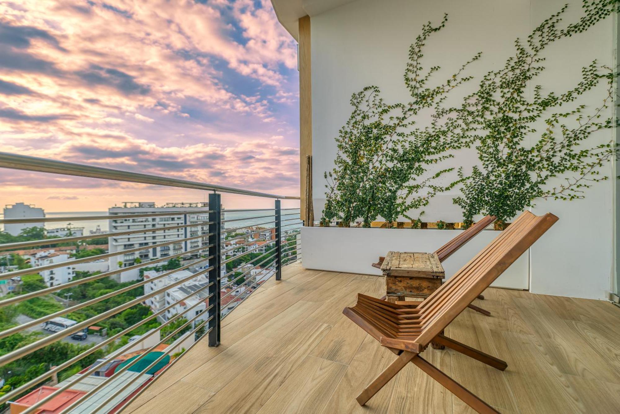 Maxwell Residences Romantic Zone