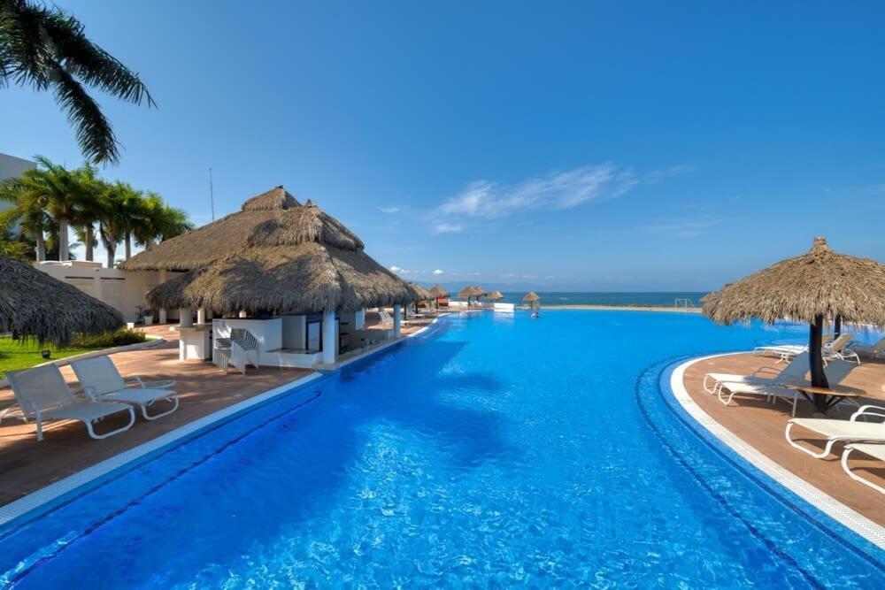 Shangri-la Torre5-7b-pv Apartment *