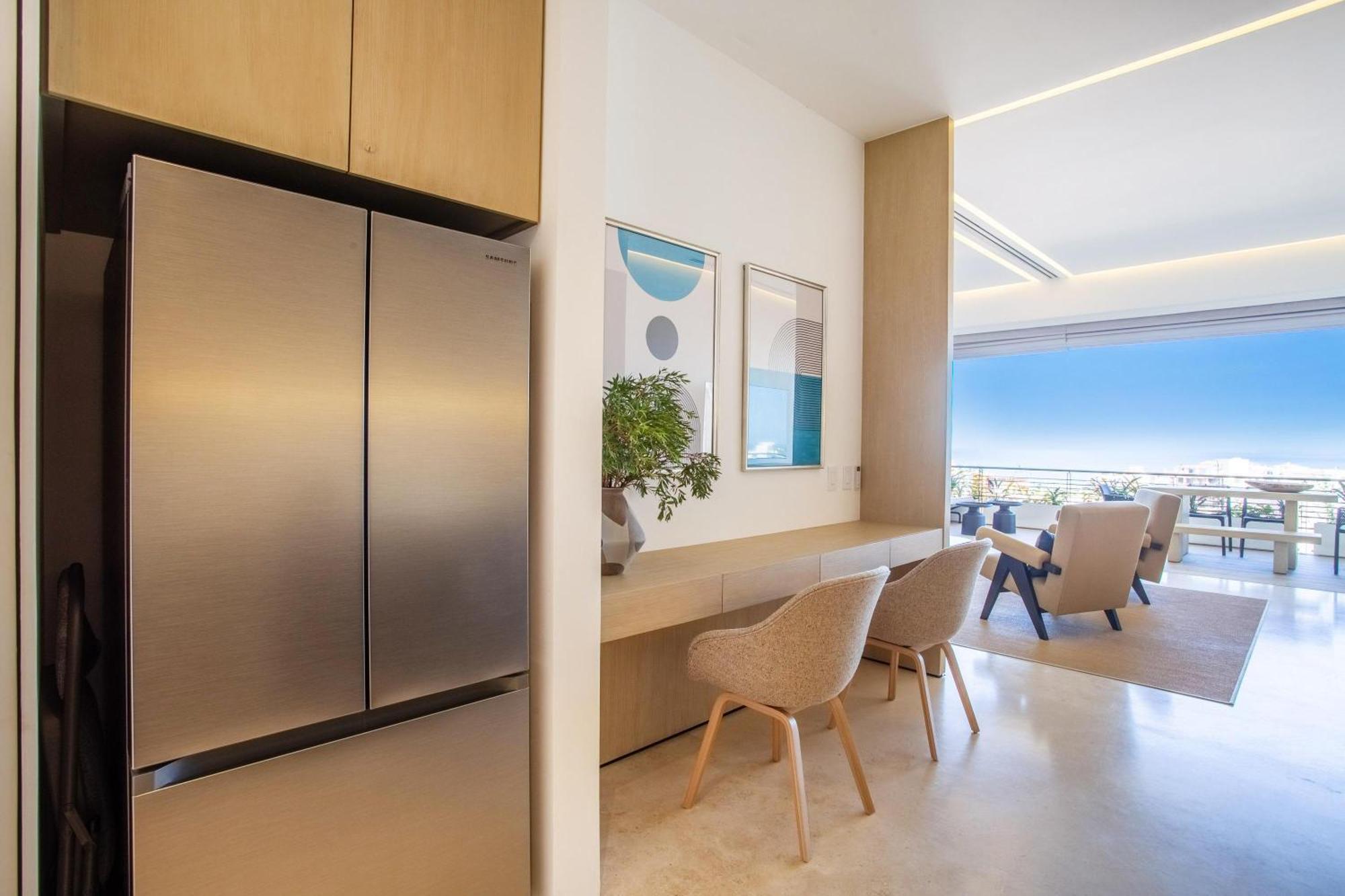 Romantic Zone's Largest Rooftop With Luxe Ocean Views
