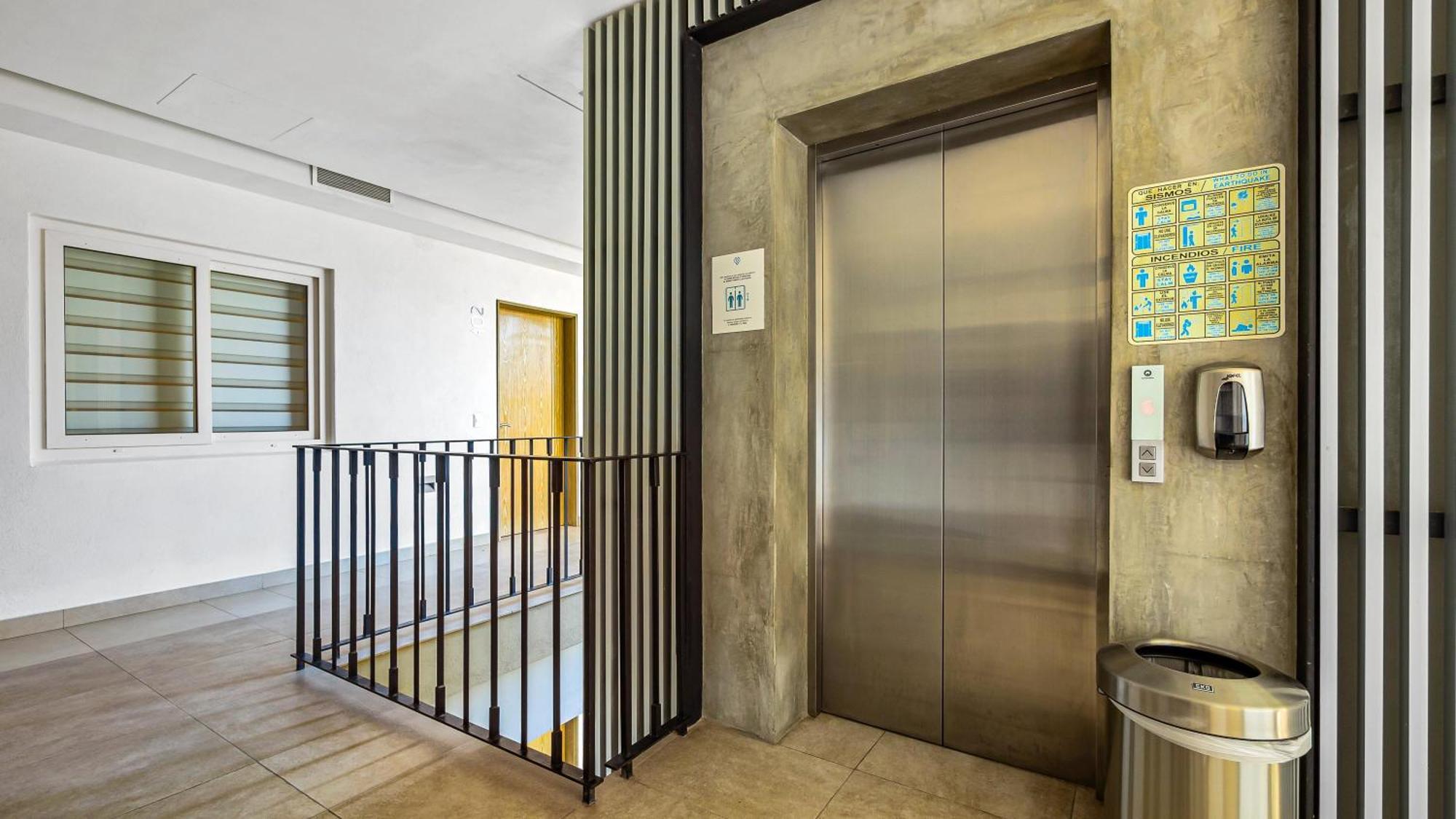 Сasa de vacaciones Luxury 1 Bedroom With Workspace And Gym