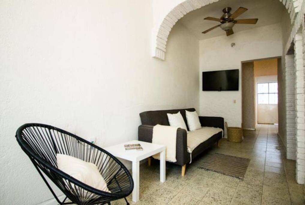 Depa Estilo Playero A 1 Cuadra De La Playa Y Malecon 4 Personas * Puerto Vallarta
