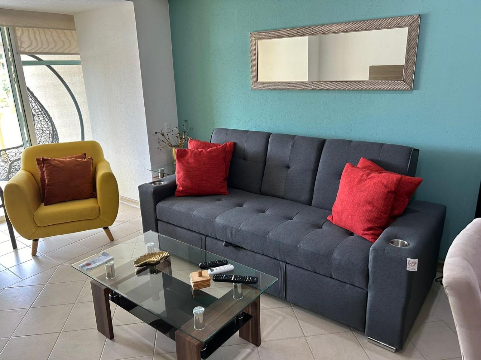 Paradise Apartment, Private Bay View Grand Apartment *