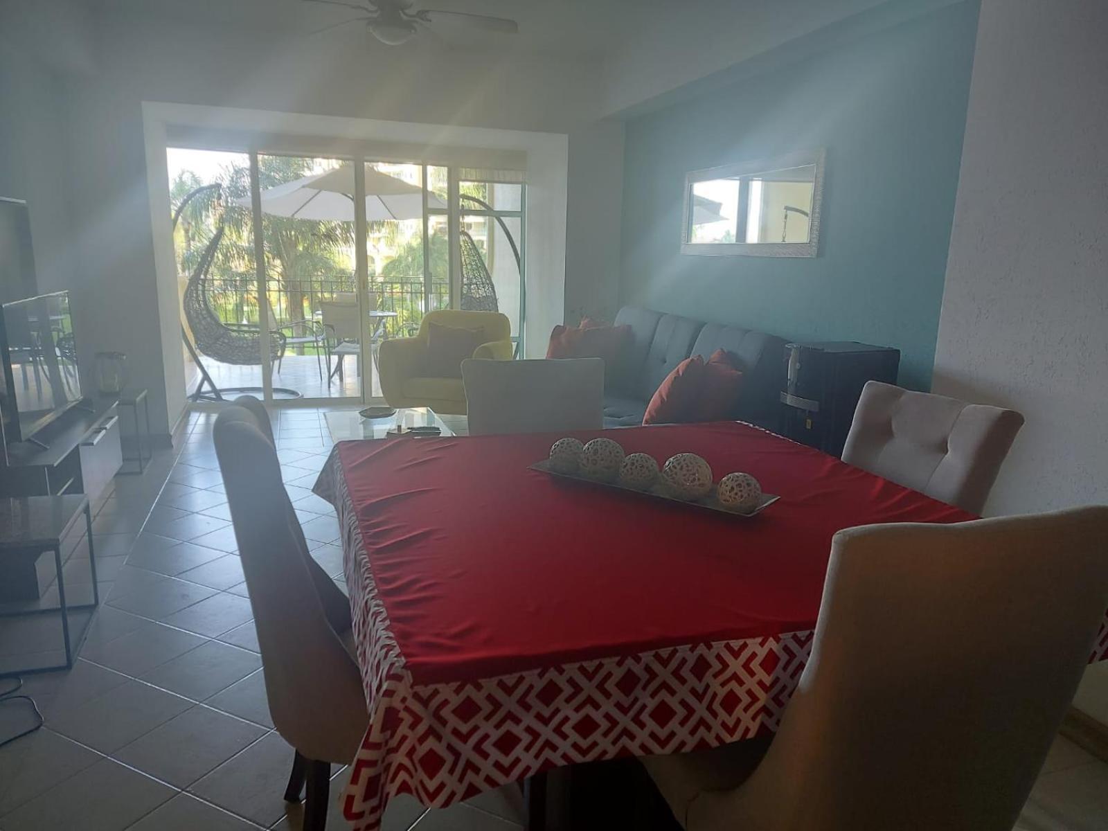 Apartment Paradise Apartment, Private Bay View Grand