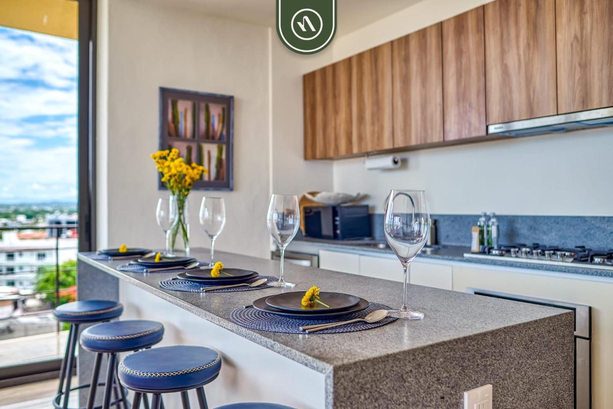 Apartment Brand New 2br Right Next To Center - Pool