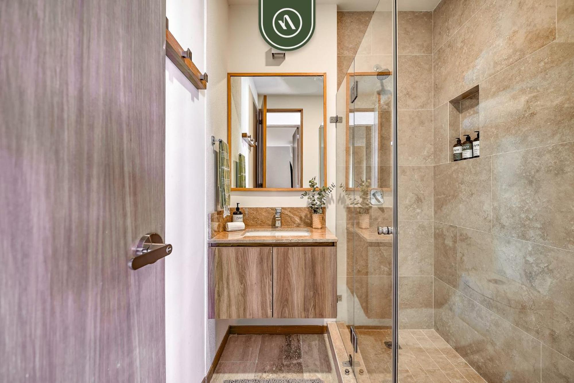Apartment Brand New 2br Right Next To Center - Pool