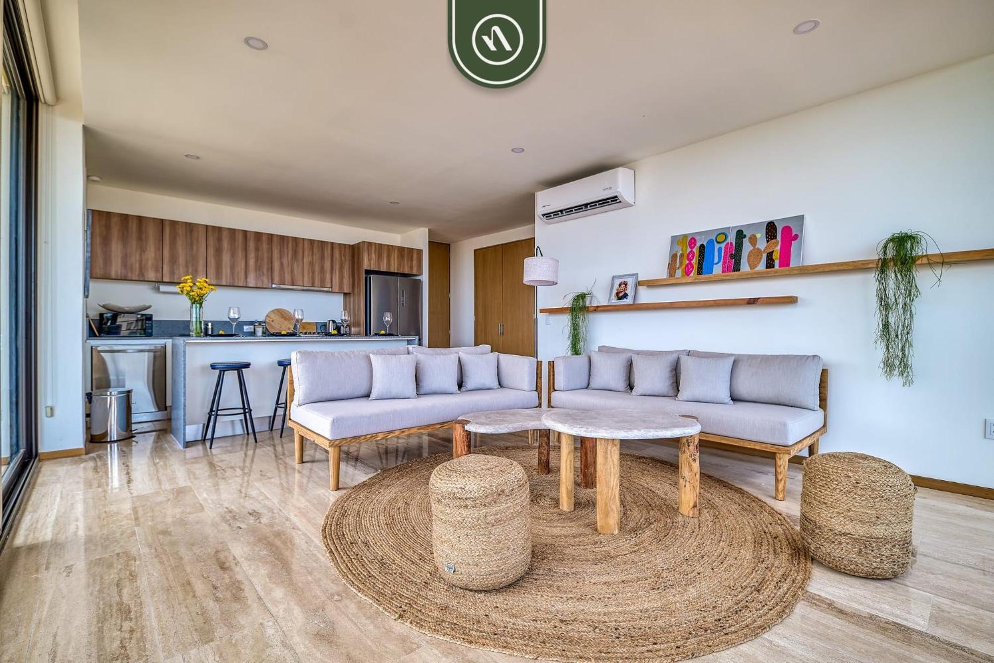 Brand New 2br Right Next To Center - Pool
