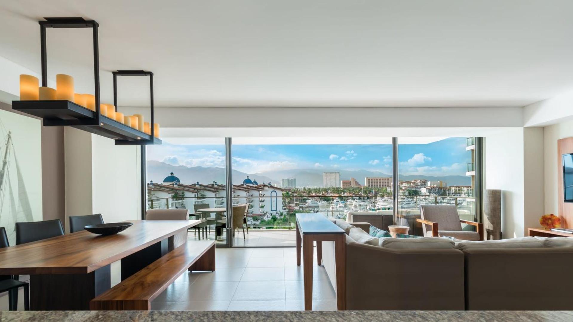 Live Aqua Private Residences Marina Vallarta Apartahotel