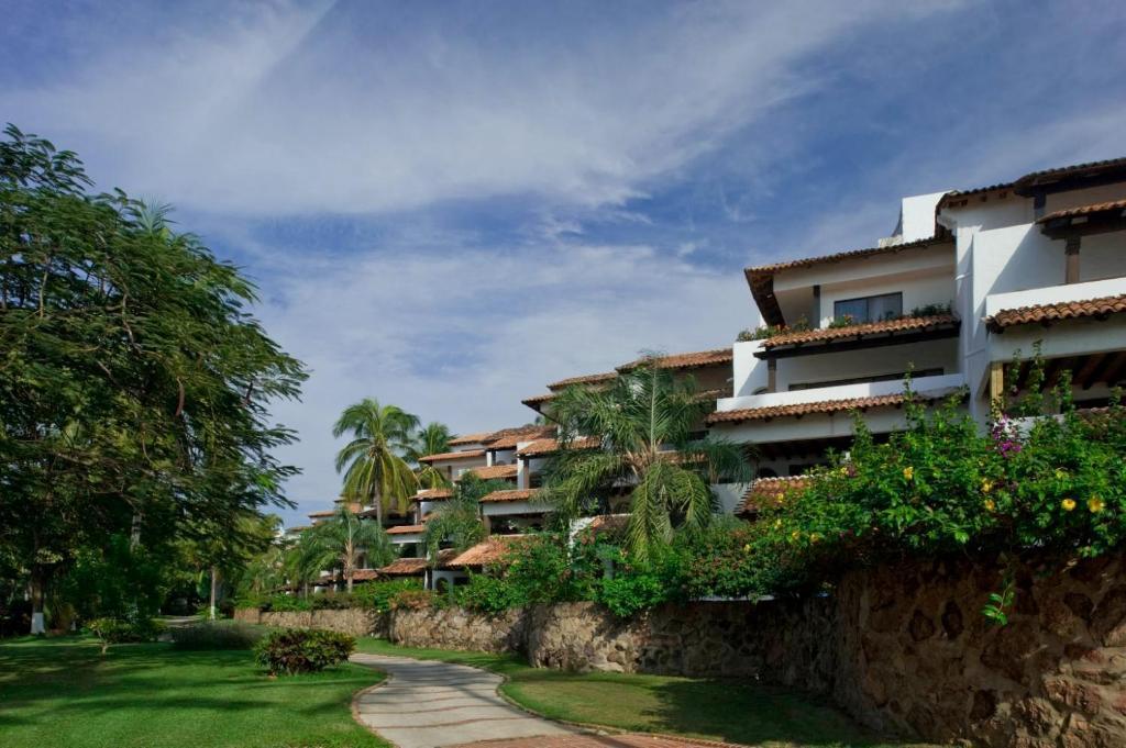 Vamar Vallarta All Inclusive Marina & Beach Resort