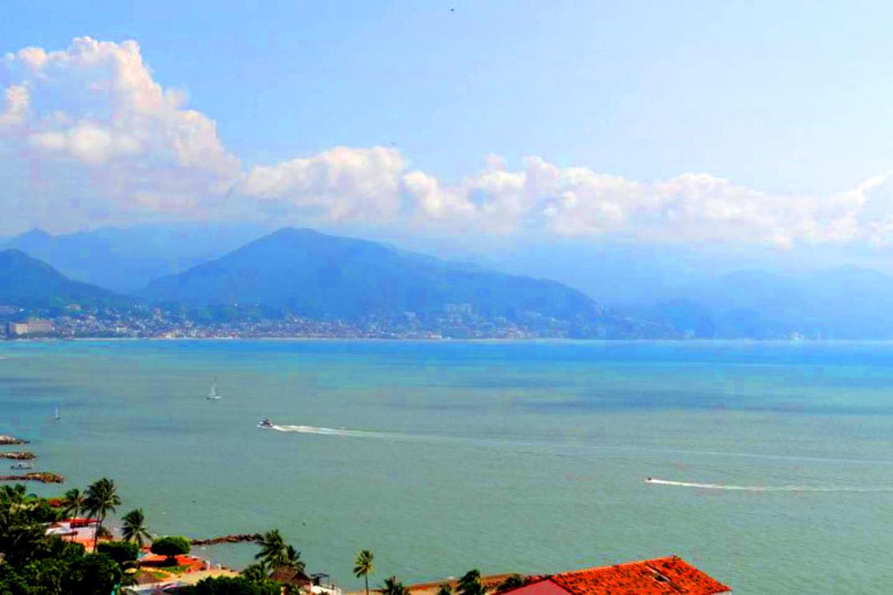 Capitan Shangrila's Unlimited Luxury